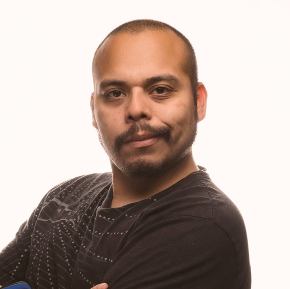 Poshmark profile picture for @ramzs
